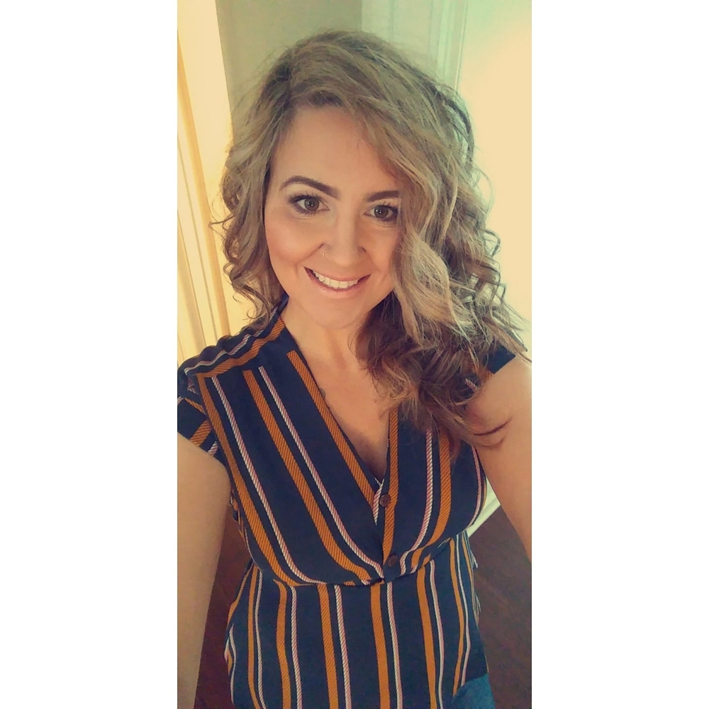 Meet your Posher, Tiffany